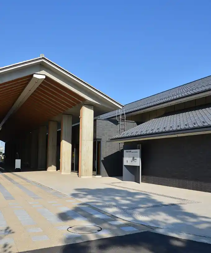 川越市斎場の外観